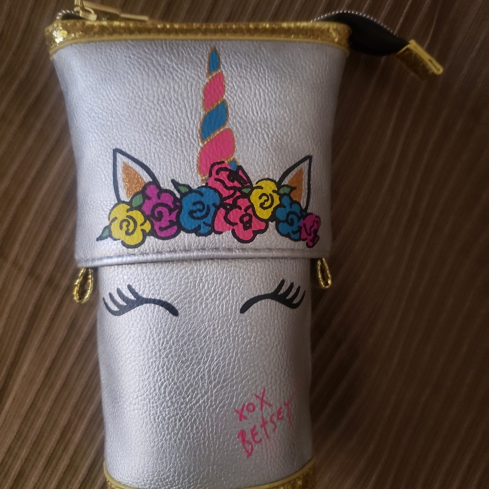 Betsey Johnson makeup bag